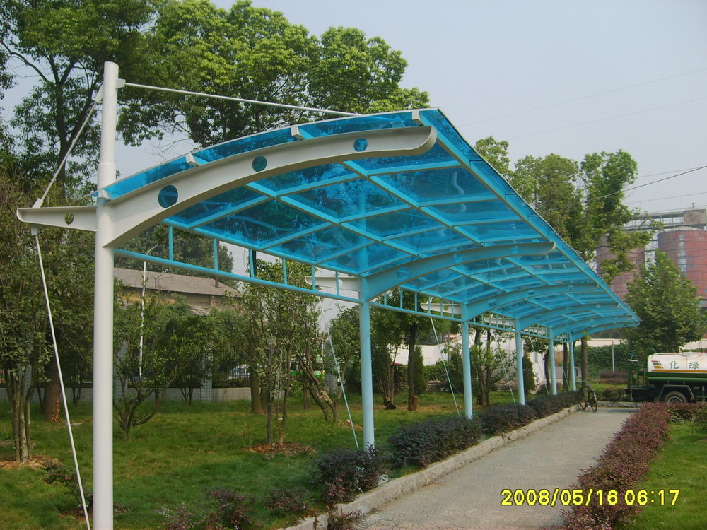 阳光板车棚